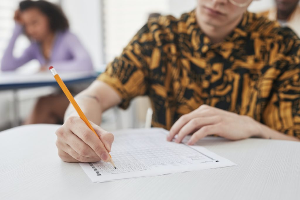 Kisi-Kisi Soal Uji Kompetensi Analis Pengelola Keuangan